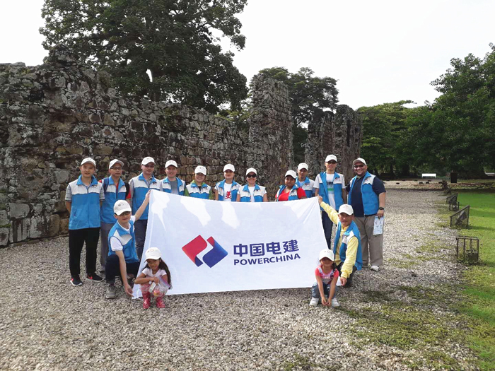 1538028861727295.jpg 758487908497799884.jpg